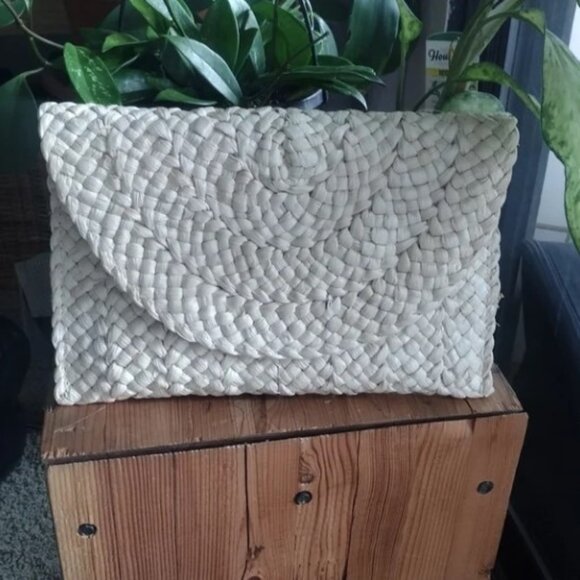 Shiraleah Handbags - Shiraleah Natural Straw Clutch Cream